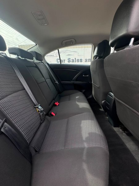 2011 Toyota Avensis - photo 17