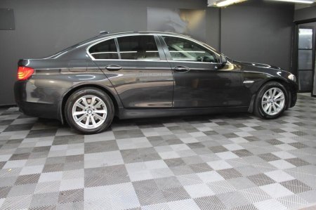 2012 BMW 5-Series - photo 2