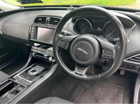 2018 Jaguar XE - photo 7