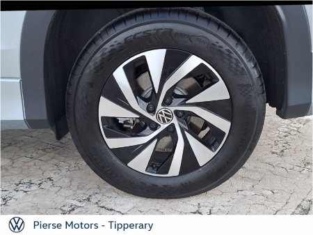 2026 Volkswagen Tayron - photo 8