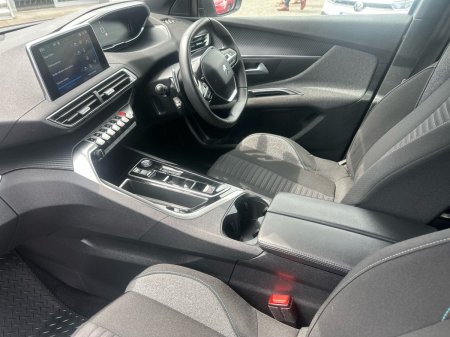 2023 Peugeot 3008 - photo 2