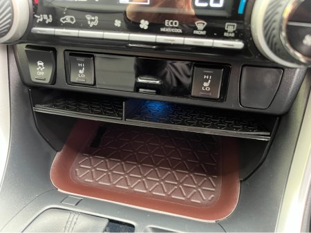 2020 Toyota RAV4 - photo 18
