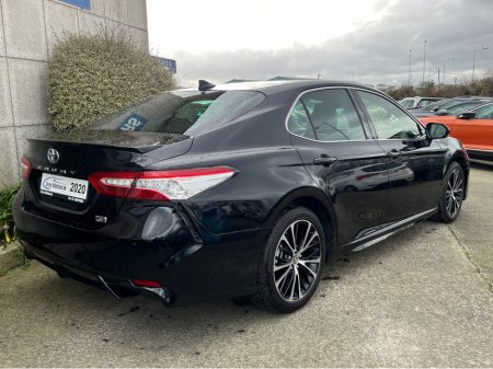2020 Toyota Camry - photo 4