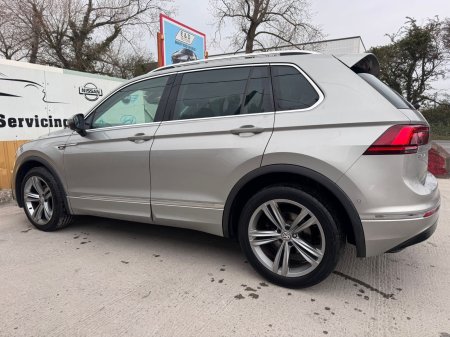 2019 Volkswagen Tiguan - photo 2