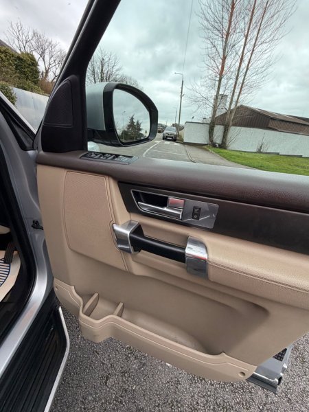 2015 Land Rover Discovery - photo 21