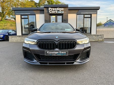 2021 BMW 5-Series - photo 2
