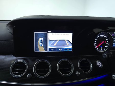 2017 Mercedes-Benz E-Class - photo 16
