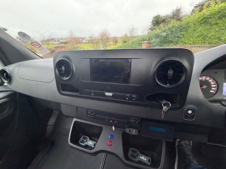 2019 Mercedes-Benz Sprinter - photo 17
