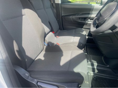 2023 Peugeot Partner - photo 6