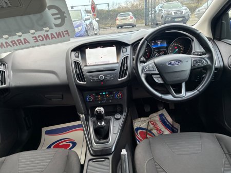 2018 Ford Focus - photo 15
