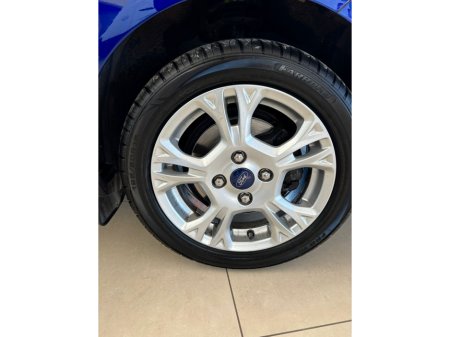 2017 Ford Fiesta - photo 11