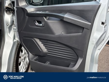 2026 Renault Trafic - photo 14