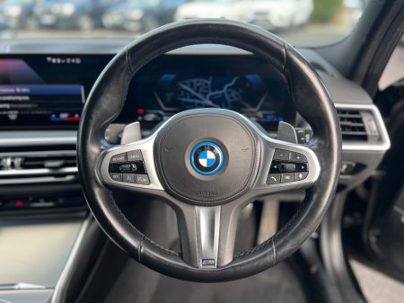2023 BMW 3-Series - photo 29