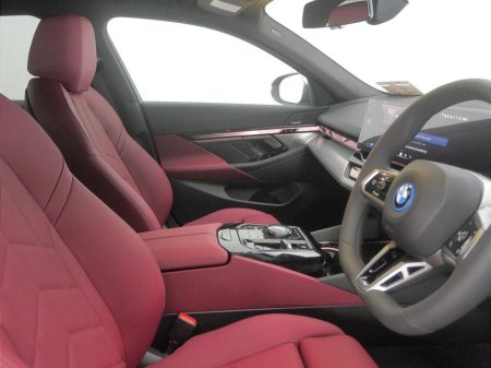 2026 BMW 5-Series - photo 12