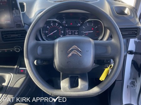 2023 Citroen Berlingo - photo 18