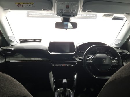 2021 Peugeot 208 - photo 9