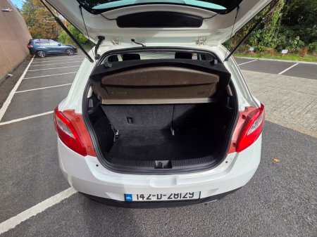 2014 Mazda Demio - photo 5