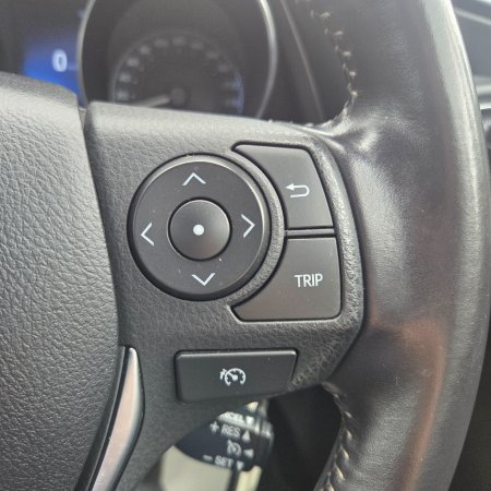 2016 Toyota Auris - photo 15