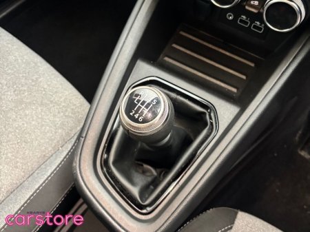 2024 Renault Clio - photo 18