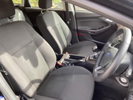 2016 Ford Focus - photo 9