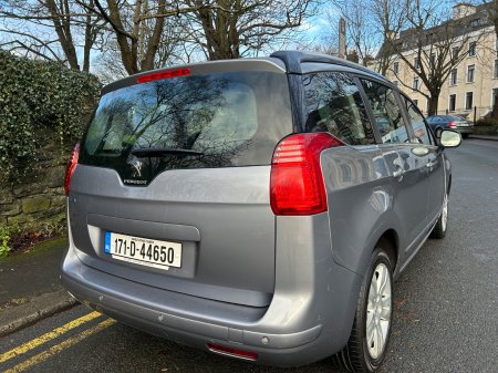2017 Peugeot 5008 - photo 8