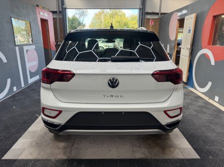 2024 Volkswagen T-Roc - photo 4
