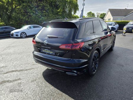 2023 Volkswagen Touareg - photo 4