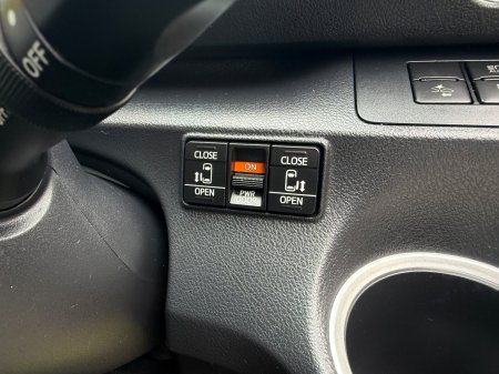 2019 Toyota Sienta - photo 17