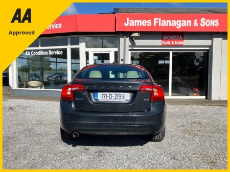 2017 Volvo S60 - photo 5