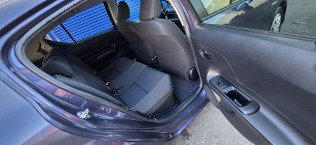 2015 Toyota Aqua - photo 6