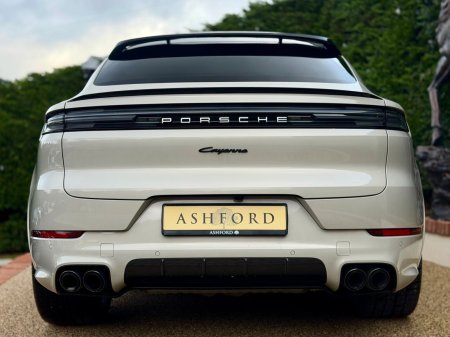 2024 Porsche Cayenne - photo 5