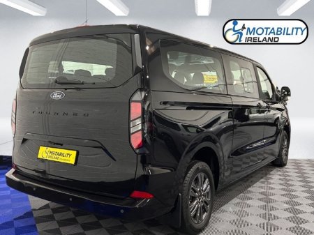 2026 Ford Tourneo Custom - photo 2