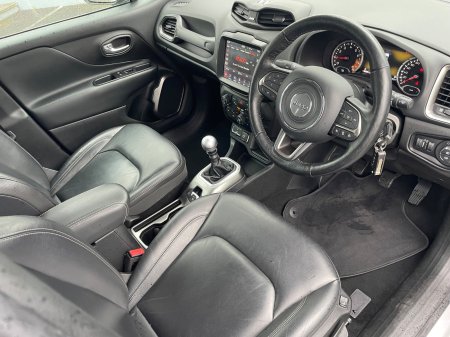 2019 Jeep Renegade - photo 17