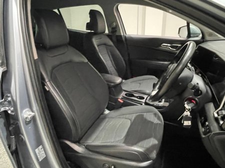 2023 Kia Sportage - photo 11