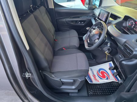 2022 Peugeot Partner - photo 18