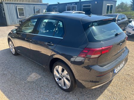 2021 Volkswagen Golf - photo 4