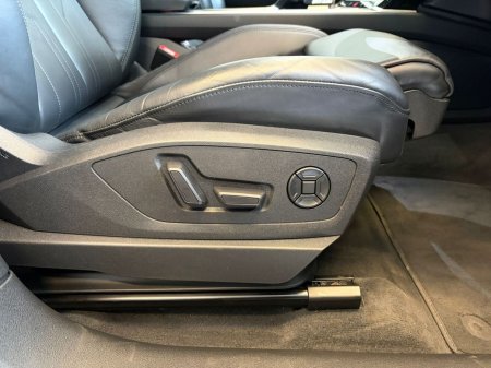 2020 Audi e-tron - photo 38