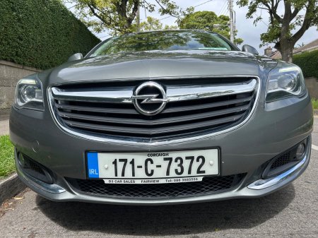 2017 Opel Insignia - photo 2