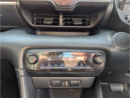 2020 Toyota Yaris - photo 15