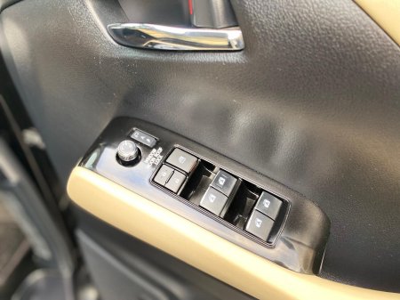 2020 Toyota Alphard - photo 29