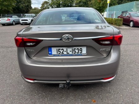 2015 Toyota Avensis - photo 6
