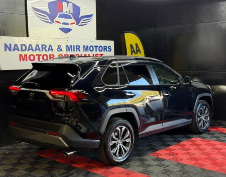 2025 Toyota RAV4 - photo 9