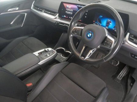 2024 BMW iX1 - photo 6