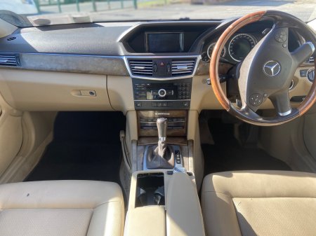 2011 Mercedes-Benz E-Class - photo 2