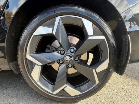 2025 Skoda Superb - photo 10