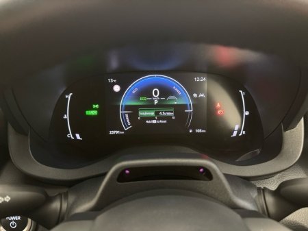 2026 Toyota Yaris Cross - photo 14