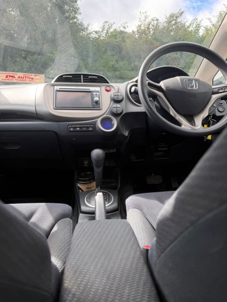 2011 Honda Fit - photo 15