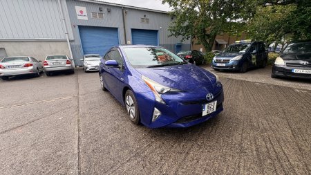 2016 Toyota Prius - photo 3