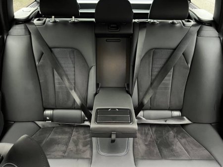2022 BMW 3-Series - photo 12