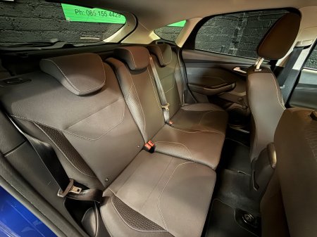 2017 Ford Focus - photo 6